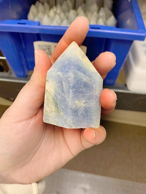 Blue Calcite Towers / 2.5-4.5" AVG - 1 LB. LOT