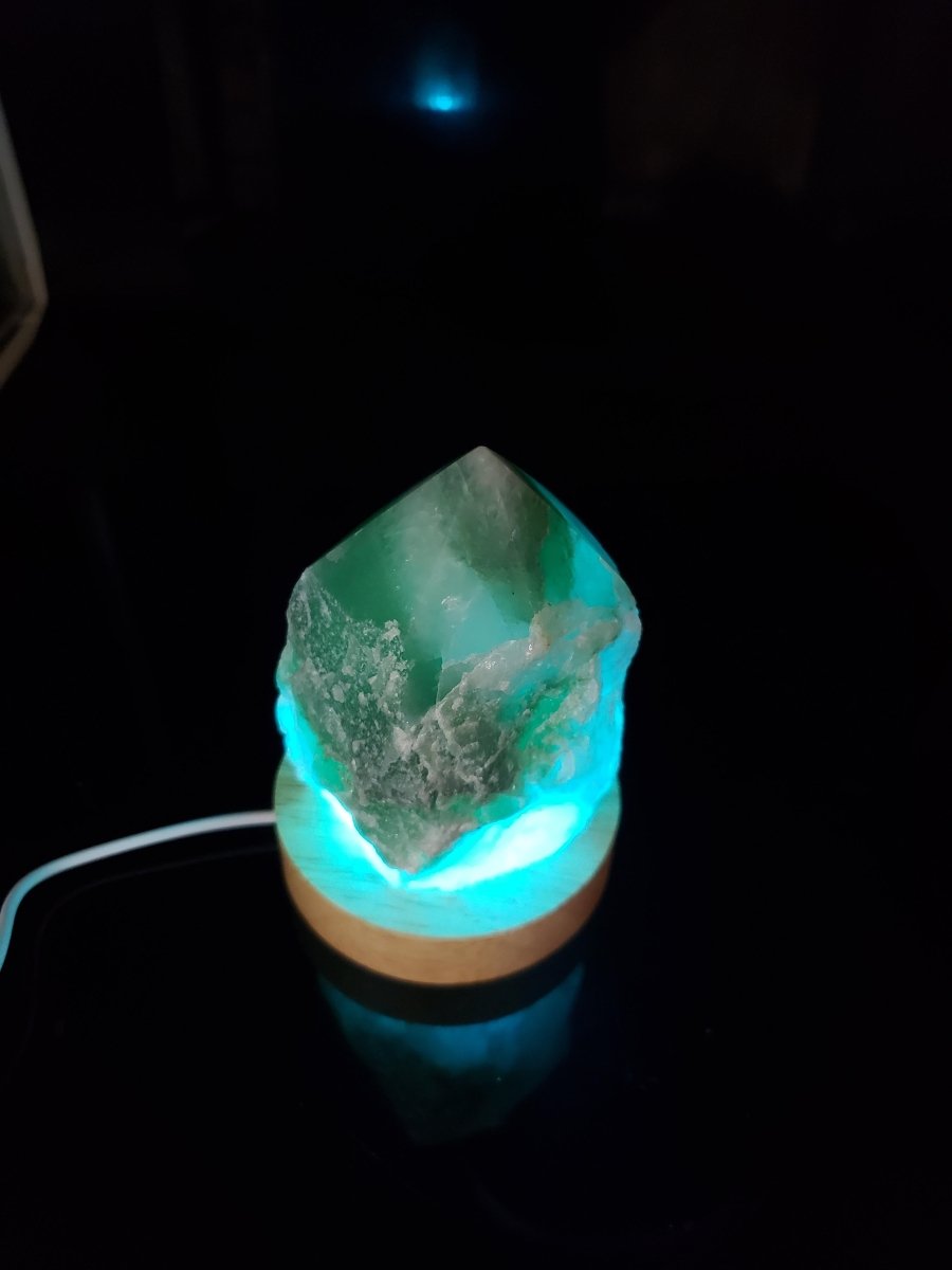 1 SET - Mini Green And White Quartz Top Polished Point Lamp W/ 3" Wooden Color Changing Light Base