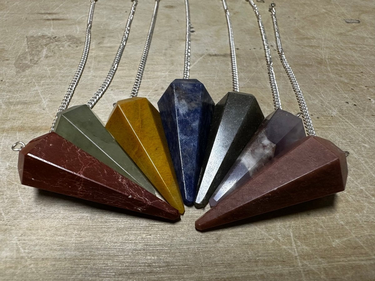 1 SET - Mixed Gemstone Pendulums / 7 Set