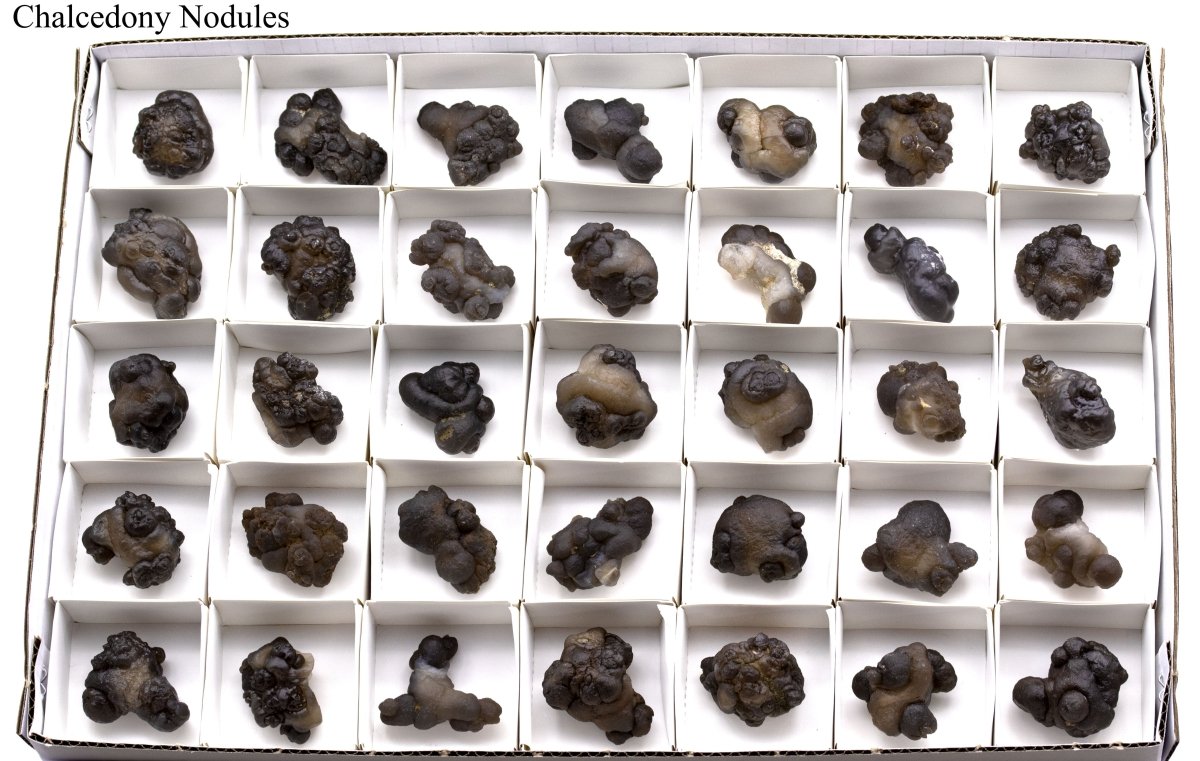 35 Piece Flat - Chalcedony Nodule