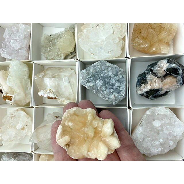 35 Piece Flat - Mixed Zeolites / 1.5"-2.5" Avg