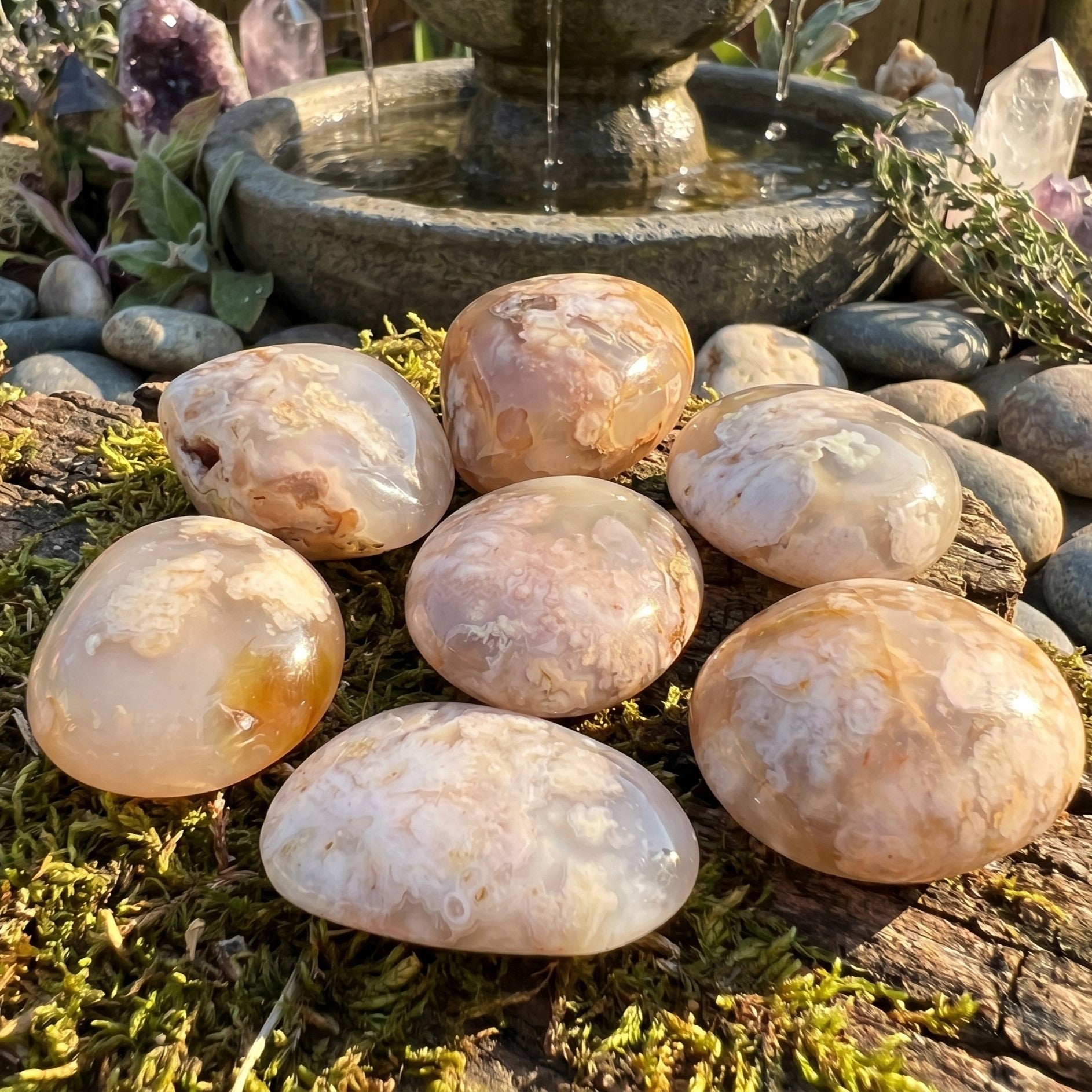 Flower Agate Crystal Palm Stone Carving
