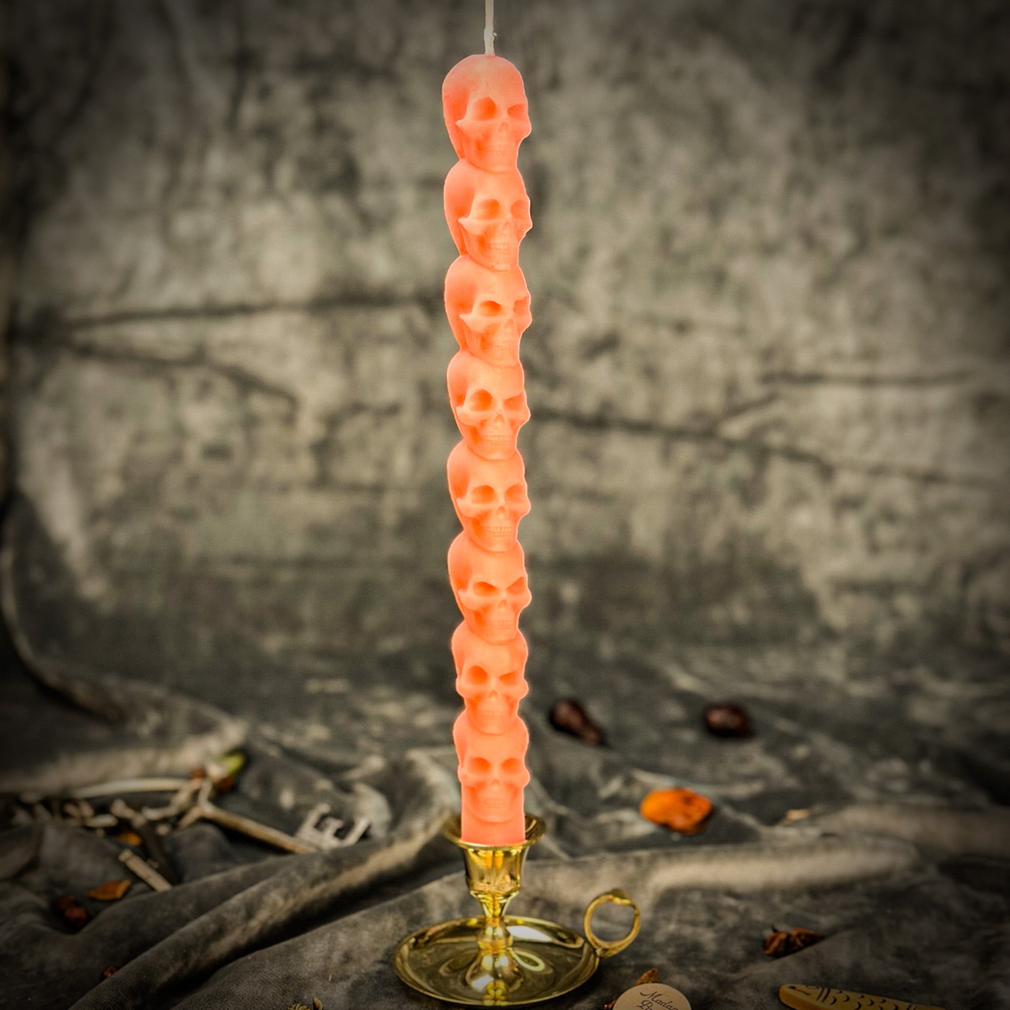Eight Day Skull Taper Candle Spell Kit - Mind Influence & Ancestral Wisdom