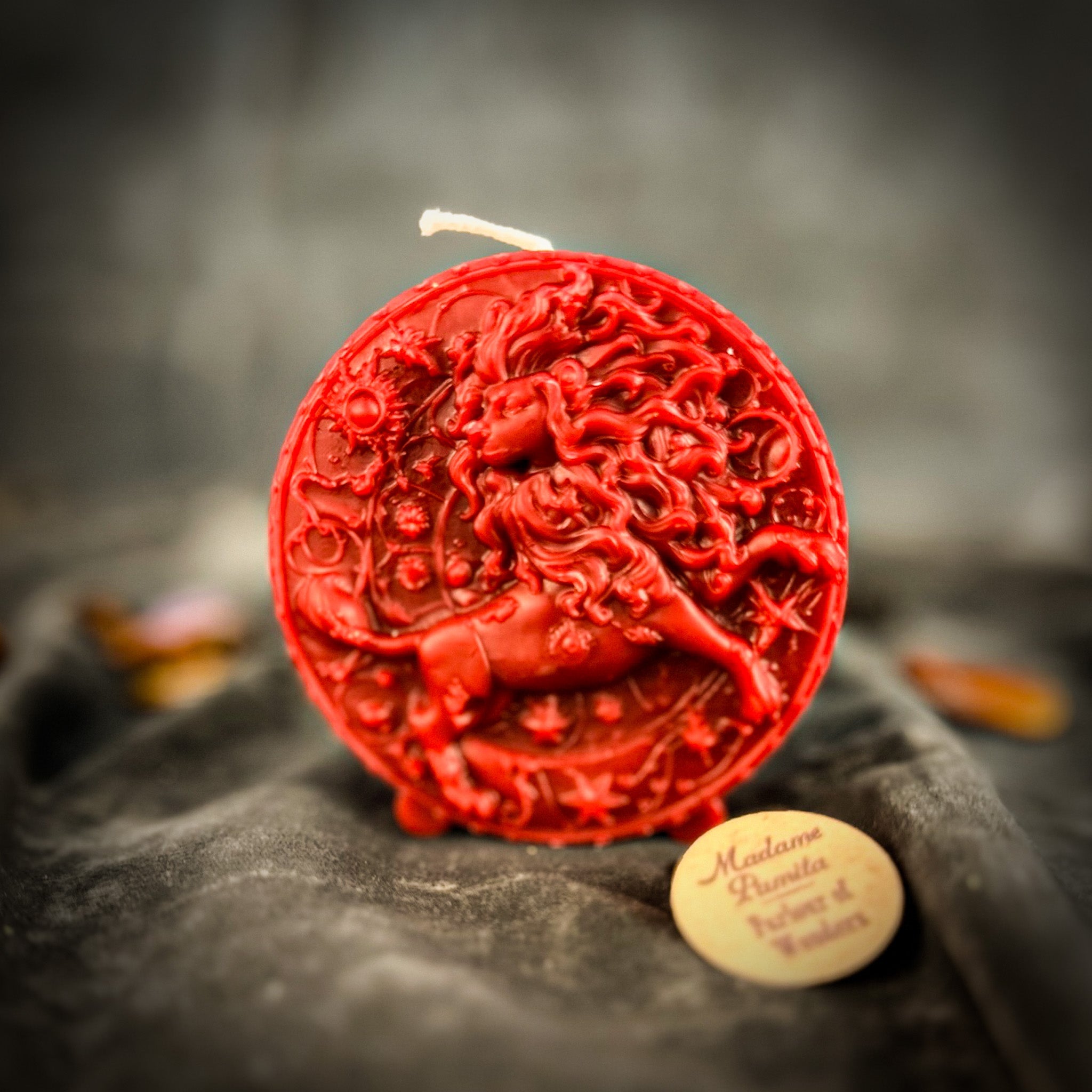 Beeswax Leo Lion Zodiac Spell Candle - Creativity, Confidence & Leadership