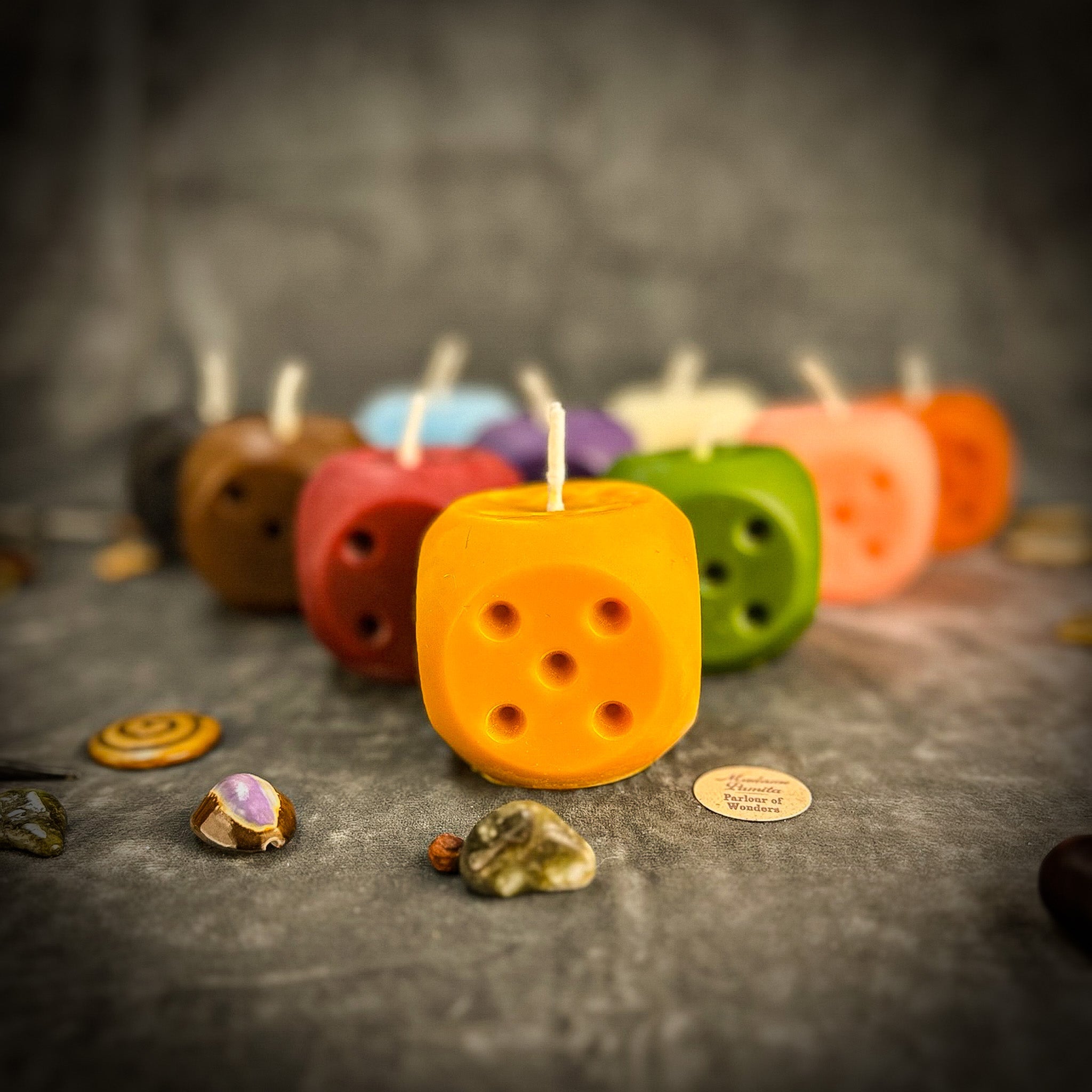 Beeswax Lucky Dice Spell Candle - Gambling Luck & Good Fortune
