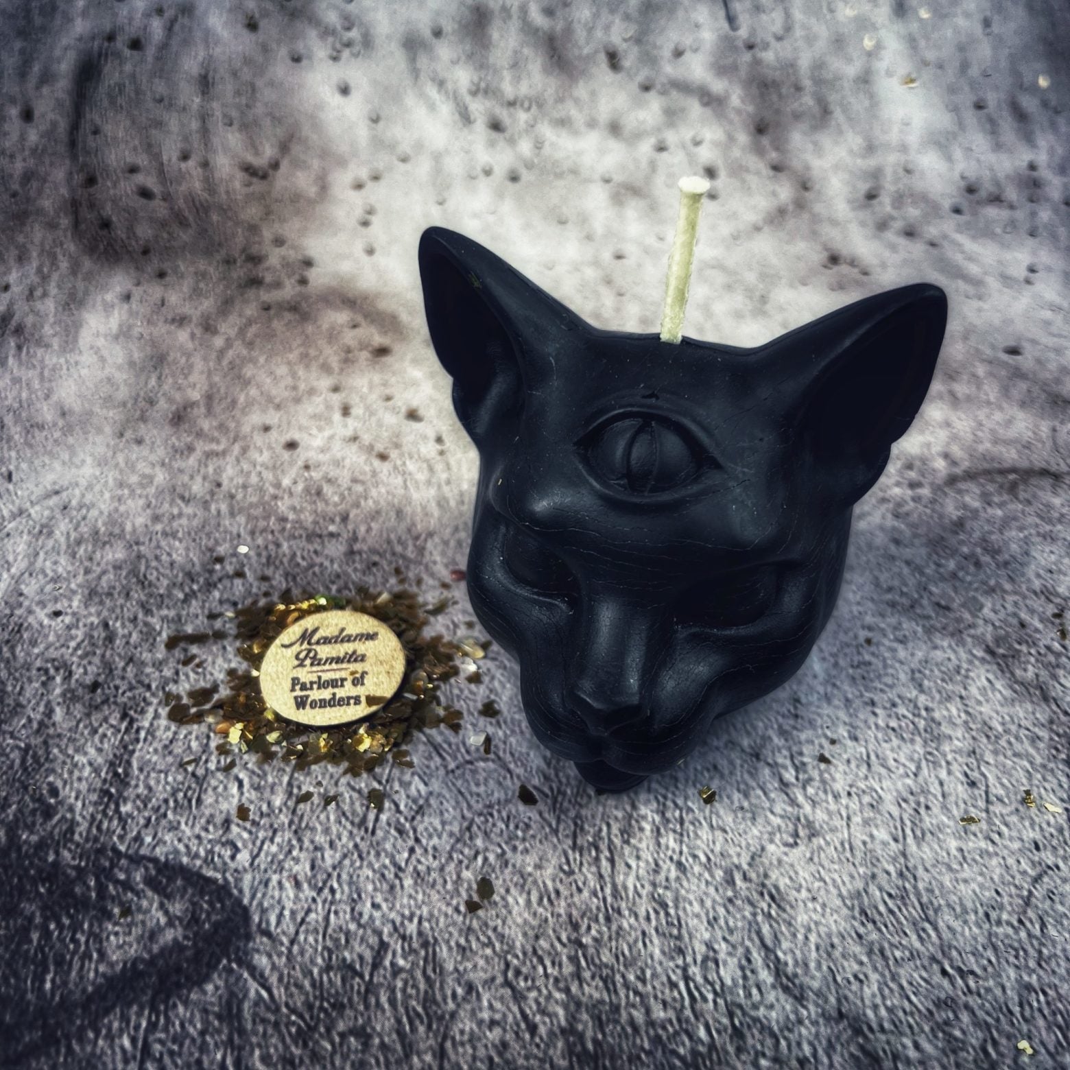 Beeswax Psychic Cat Spell Candle - Intuition & Clairvoyance Magic