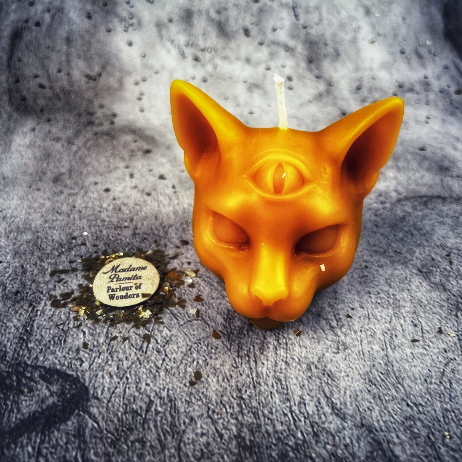 Beeswax Psychic Cat Spell Candle - Intuition & Clairvoyance Magic