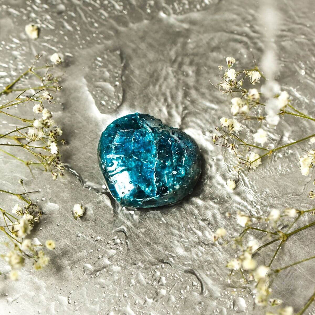 Apatite Heart of Positivity