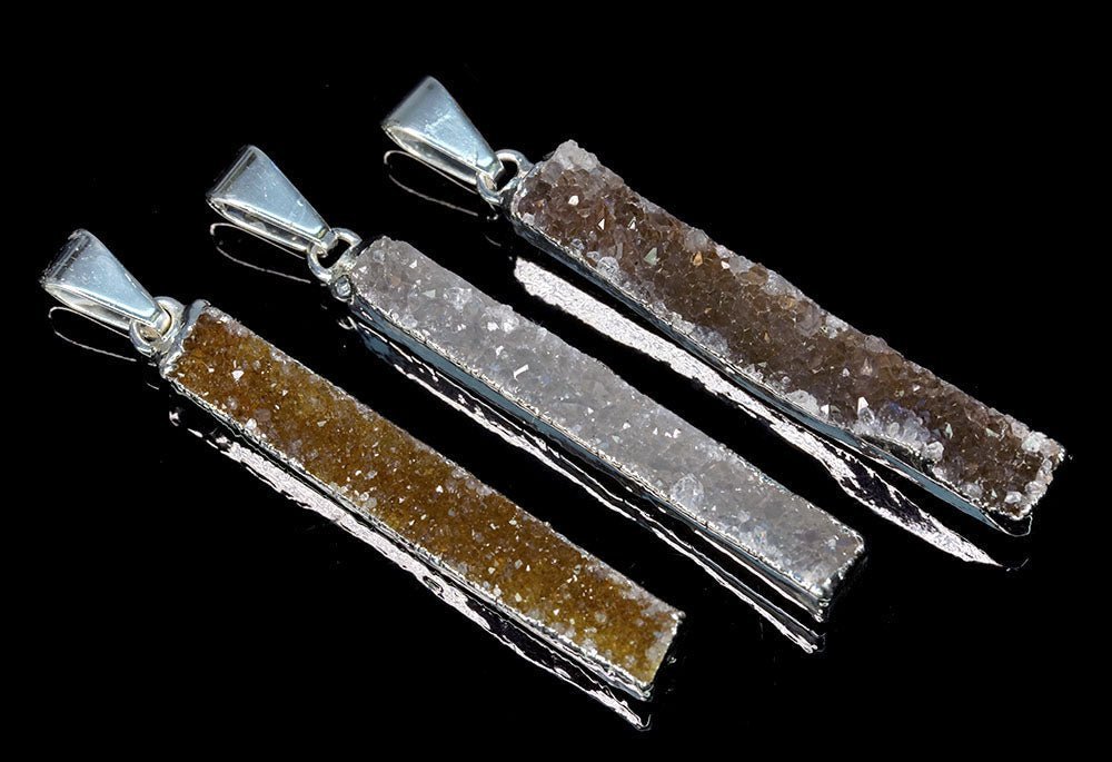 Agate Druzy Bar Pendant with Silver Plating (1.5 Inches) (1 Piece)