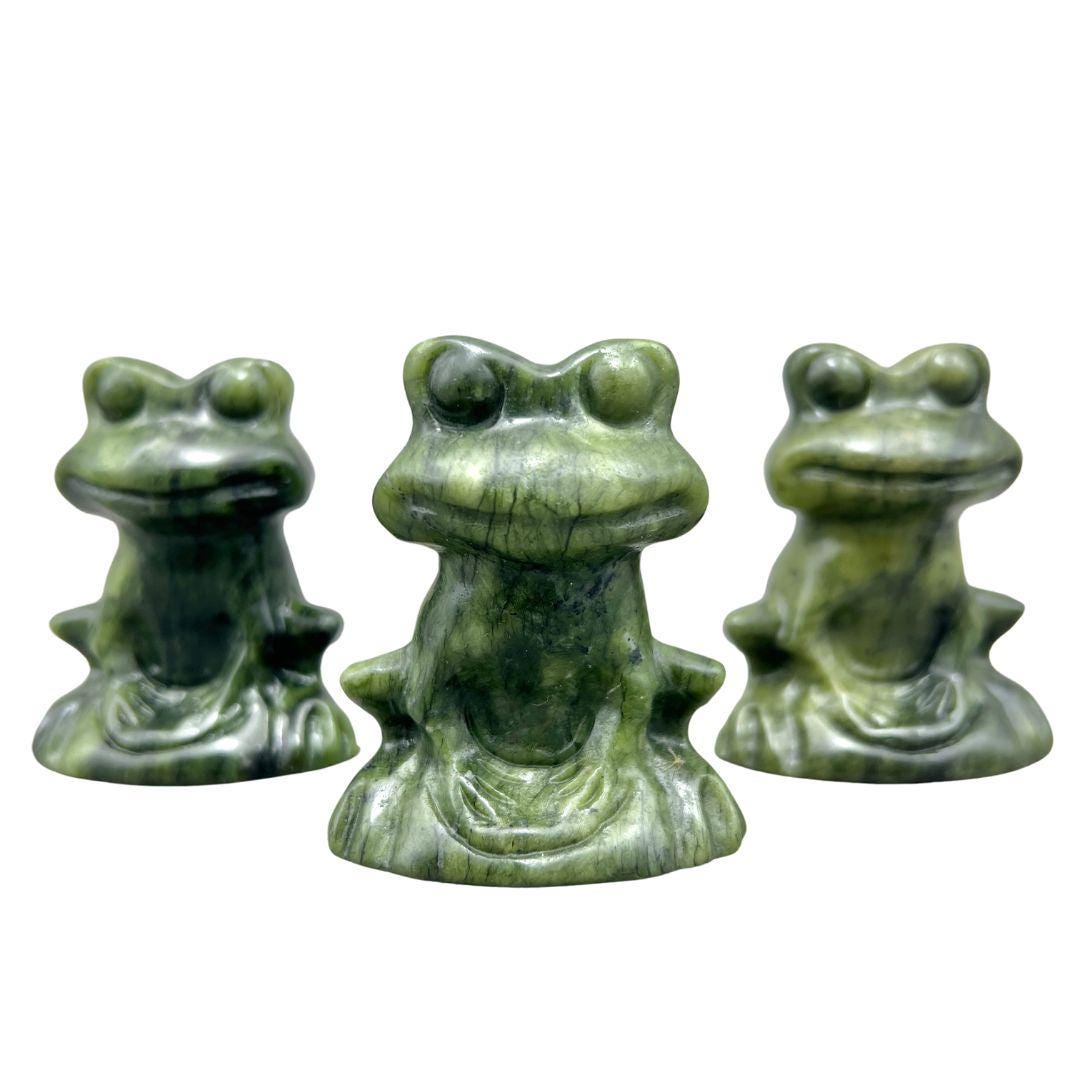 Jade Frog Carving 2 Inches (1 Piece)