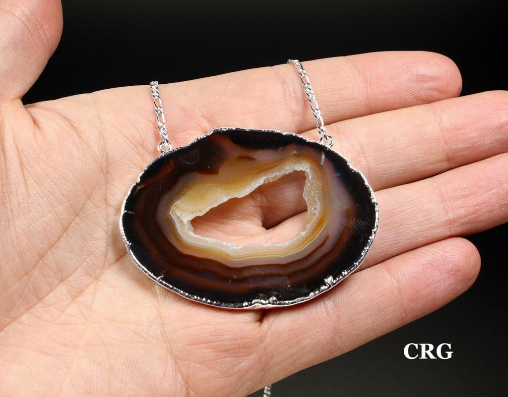 Natural Agate Slice Necklace with Silver Plating (16 Inches) (1 Piece)