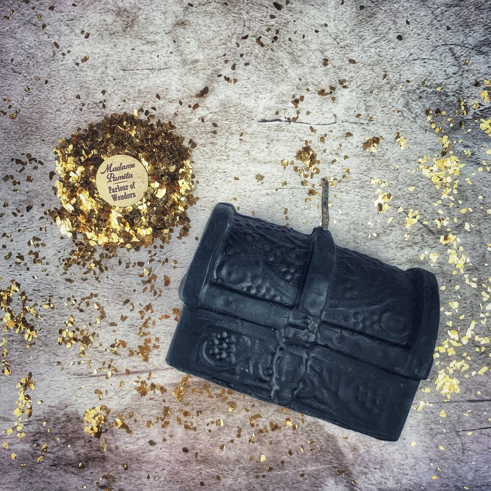 Beeswax Treasure Chest Spell Candle - Unlock Blessings & Abundance Magic
