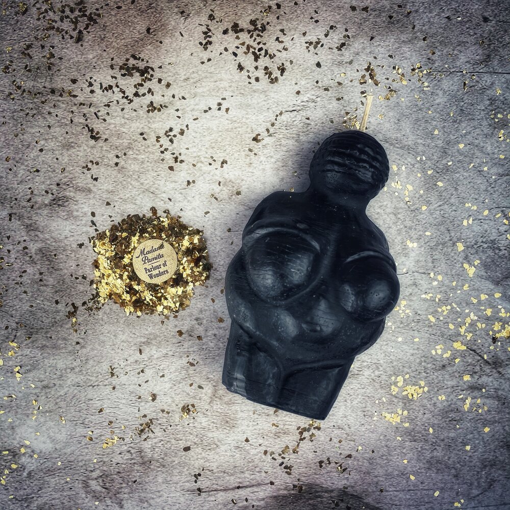 Goddess of Willendorf Candle Spell Kit - Feminine Power & Fertility Magic