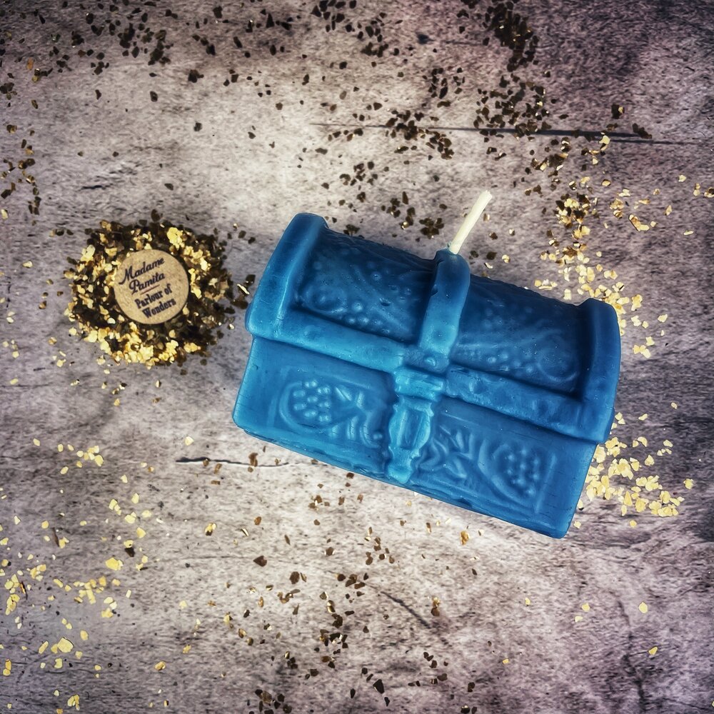 Beeswax Treasure Chest Spell Candle - Unlock Blessings & Abundance Magic