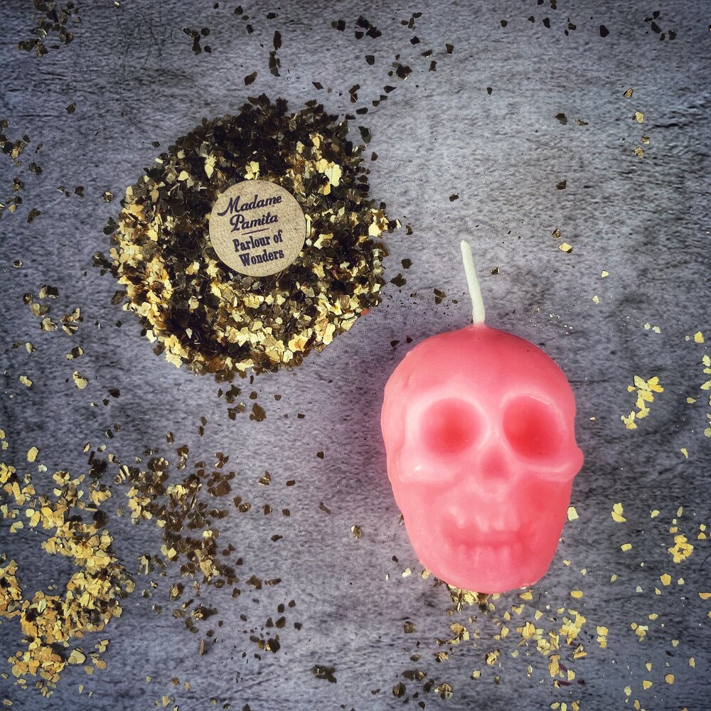 Beeswax Small Skull Spell Candle - Mind Influence & Ancestral Wisdom Magic