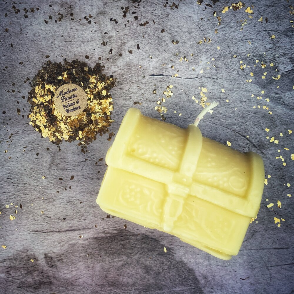 Beeswax Treasure Chest Spell Candle - Unlock Blessings & Abundance Magic
