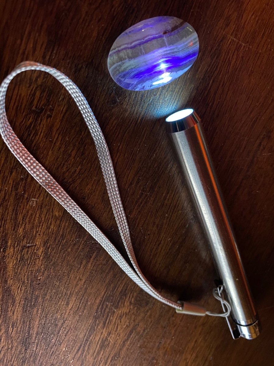 QTY 1 - UV Light Pen / Slim Silver Pen
