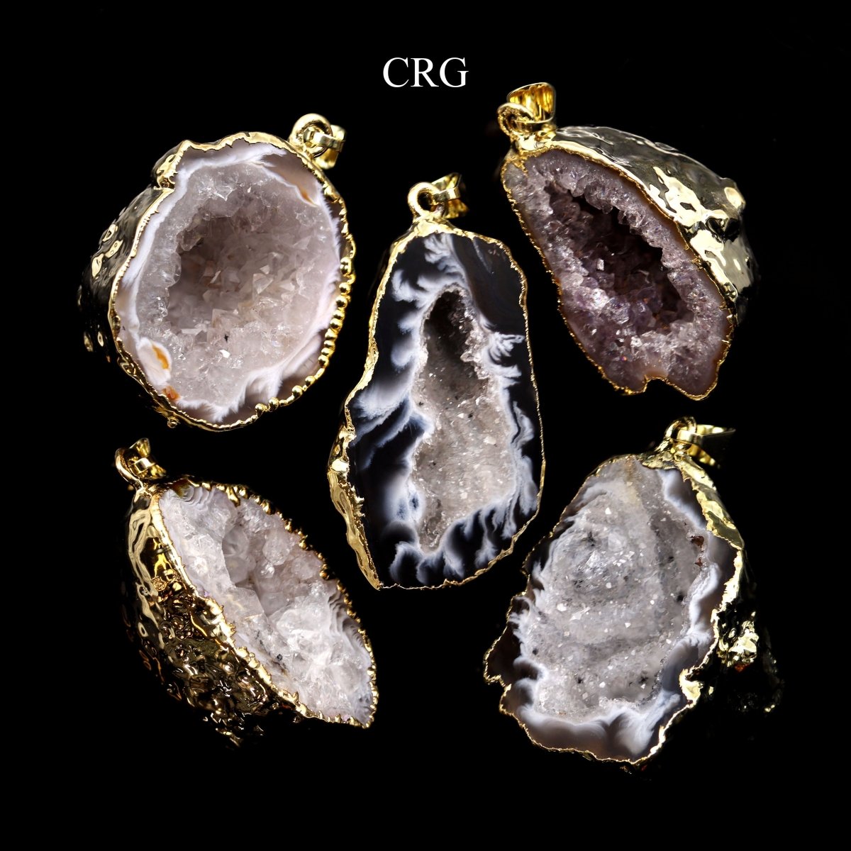 SET OF 4 - Oco Geode Half Pendants with Gold Plating / 1-2" AVG