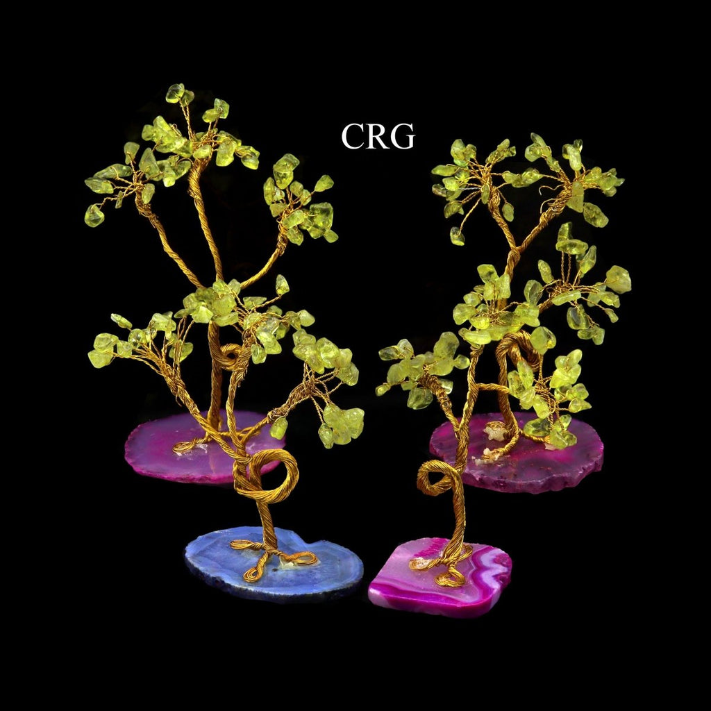 SET OF 4 - Peridot Gemstone Chip Tree with Agate Slice Base and Gold Wire / 7-8" AVG